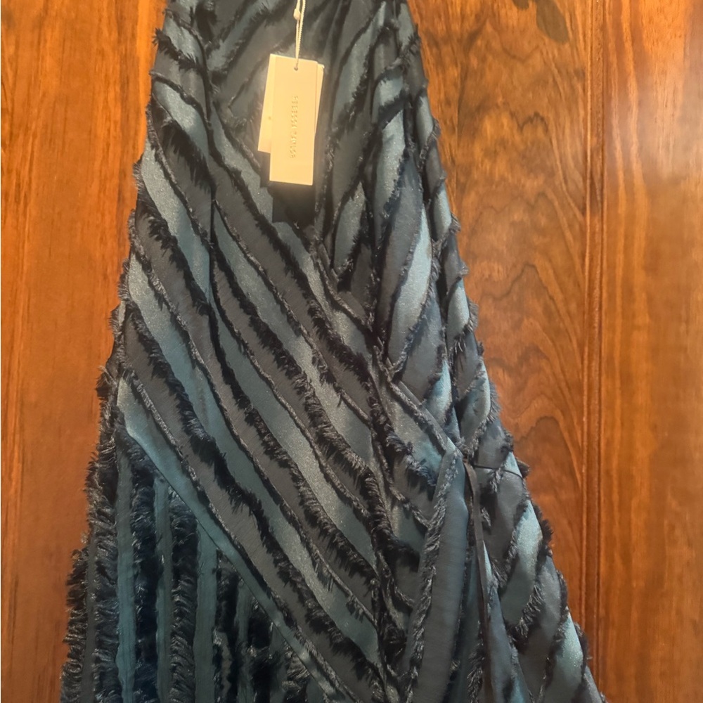 Elegant Emerald Striped Fringe Dress